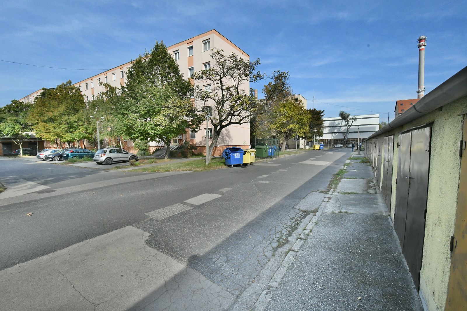 Kezdődik a Gáz utcai garázssor melletti utak felújítása